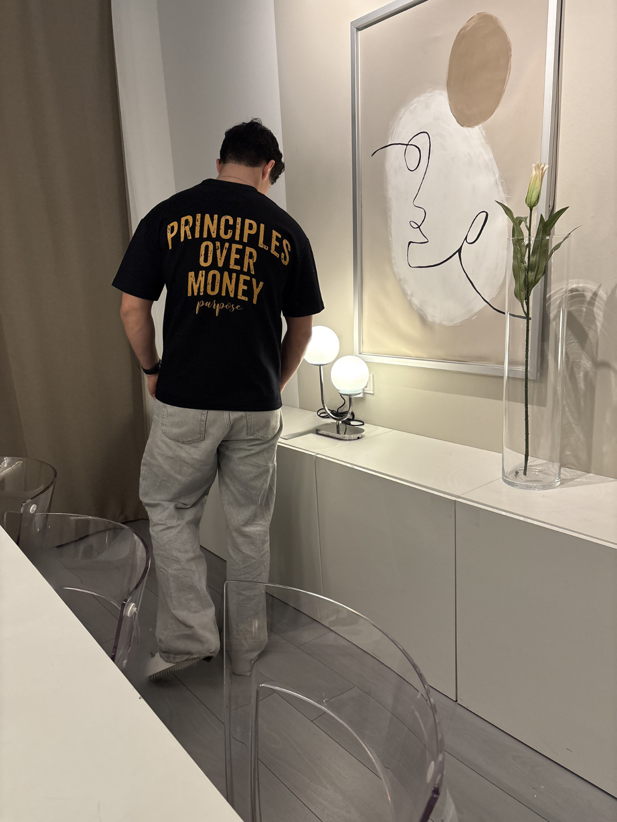 Principles over Money - Oversized T-shirt - Black 300GSM